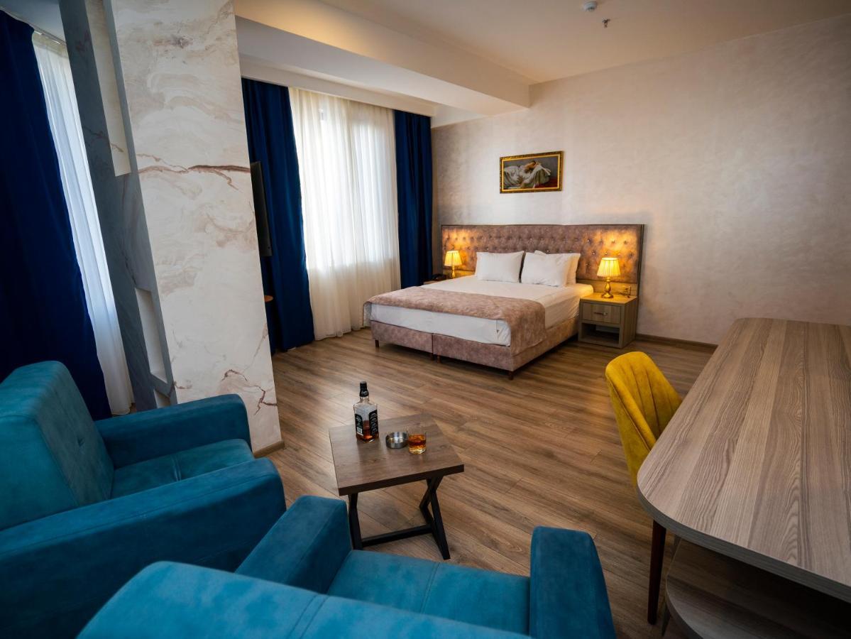 La Corne Hotel Baku Ngoại thất bức ảnh